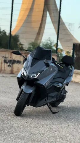 #fypシ #viral #foryou #foryoupage #moto #tmax 