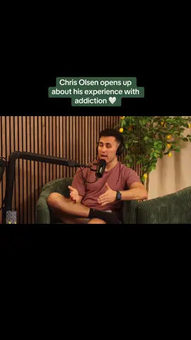 Throwback to our episode with the lovely @Chris Olsen 🤍 be sure to listen to this vulnerable conversation, available on all streaming platforms 🎙️ @Tay Lautner @Taylor Lautner #thesqueezepodcast #depression #addiction #chrisolsen 