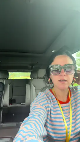 Car lunch chat 🤪🤪 #carlunch #lunchbreak #teachersoftiktok #foryou 