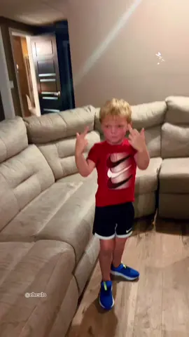 Episode 1 | 🤣🤣 just give me my money  #justgivememymoney #gimmiemymoney #givememoney #givememymoney #givemethemoney #funnyprank #givemymymoney #kidsvscash #viralprank #comedygold #FamilyFun #tiktokpranks #prankwars #lol #relatable #tiktoktrend #toddlerlife #toddlersoftiktok #toddlermoments #tinyhumans #parentingcomedy #trending #viralvideo #xyzbca #pourtoipage #pourtoi #drole 