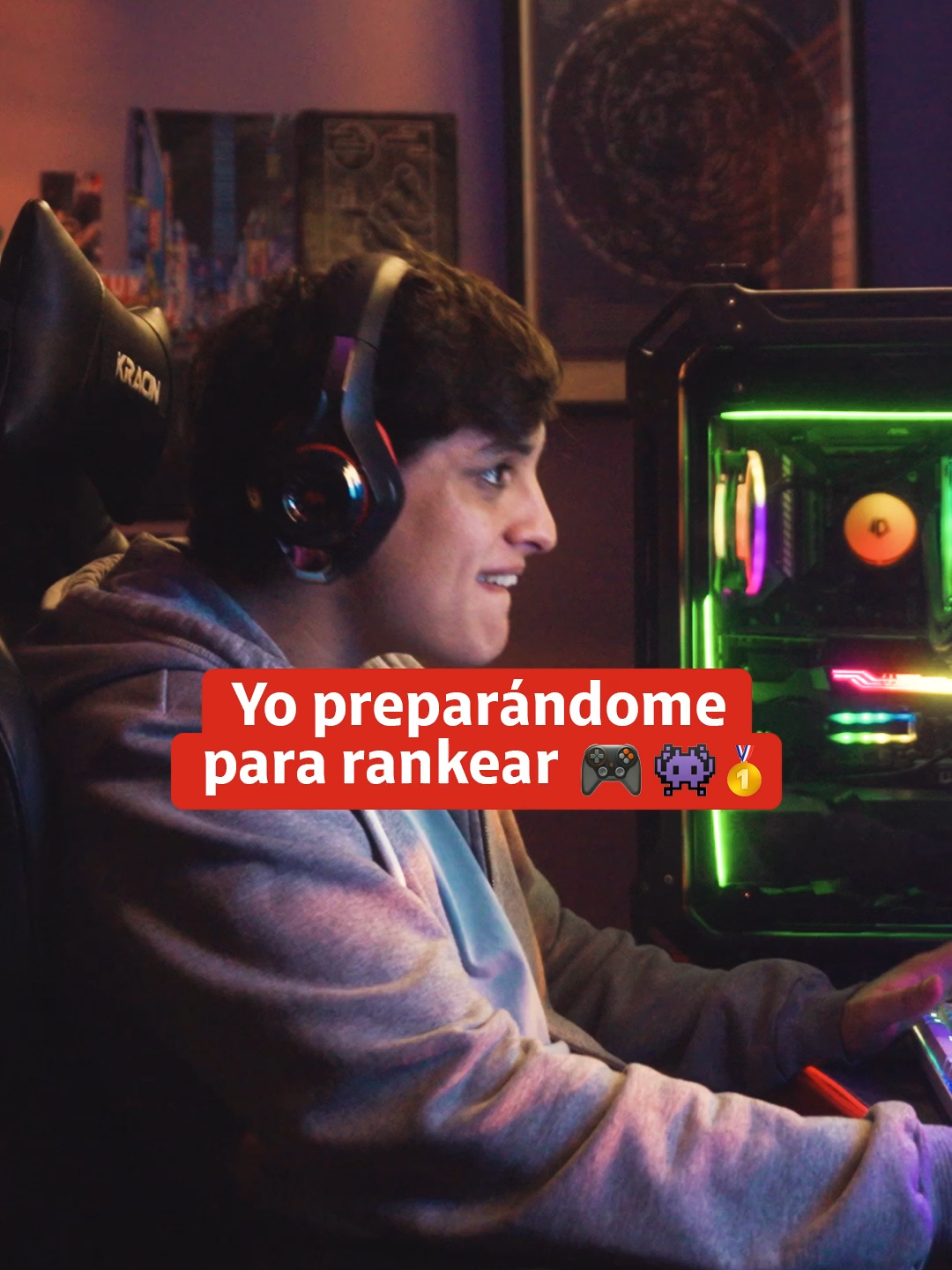 ¡Sigue farmeando sin colgarte! 🌾💻 Contrata #FibraÓpticaClaroy #ClaroTv+ desde S/97.50 al mes x los 3 primeros meses. ¡Pídelo ahora!