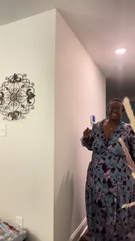 Curvy Plus Size Edition! #inclusive #OOTD #outfitidea #outfit #curvy #plussize #bodypositivity #plussizeedition #curvyfashion #curvytiktok #oversizedtee #creatorsearchinsights