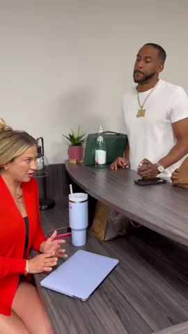 Jennifer warns Chase that Bethany is snooping around asking people about her