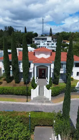 Hermosa mansión 🏘️  sector Cumbayá #ecuador 