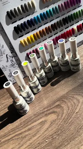 Các bác ui. Tham khảo set này điiii ạ 🥰🥰🥰#viral #nailsxuhuong #hatrinhnails #nails #setsongel #setsonyousegel 