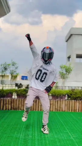 Jhoom Barabar Jhoom -Dance Video #tranding #foryoupage #foryou #dance #tiktok #helmetdancerabir #tranding #newdance #viral #helmetdancerabir 
