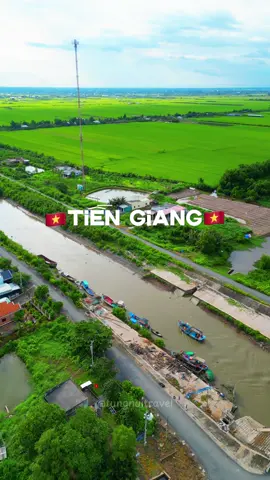 Về đến Tiền Giang đâu đâu cũng thấy những con sông đẹp hai bên bờ là cánh đồng lúa bát ngát #travel #dulichvietnam #traveltiktok #travelvietnam #tiengiang #63tiengiang 