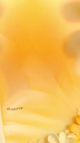 في شريط حياتي السريع كان وجهُكِ، المشهد الوحيد الذي أوقفتُ اللحظة عنده 🤍