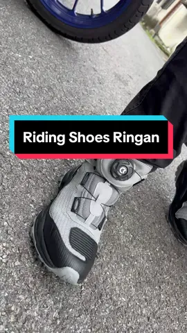 ‼️‼️ NEW ARRIVAL ‼️‼️ CC PROTECTOR S101 : COBRA AIR SHOES  Experience the perfect blend of performance and comfort with our latest riding shoes. Featuring a breathable air mesh upper for superior ventilation, these shoes offer extreme impact protection to keep you safe on every ride. #SerdangMotorcycle #BreathableRidingShoes #RidingShoes #CCProtector #CCProtectorShoes #ccprotectorss101 
