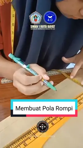 Membuat Pola Rompi. Keseruan Pembelajaran Jahit. _________ Kriya Kreatif Batik & Tekstil  SMKN 1 ROTA BAYAT  _________ MENGABADIKAN TRADISI  MERAYAKAN KECANTIKAN BUDAYA . #smk #smkrota #smkbisa #smkhebat #budayalokal #batikindonesia #kearifanbudaya #tekstil #rota #smkrota #stemro #tekstilrota #batikrota #rotabayat #bayat #klaten #klaten24jam #foryou #fyp #fypシ 