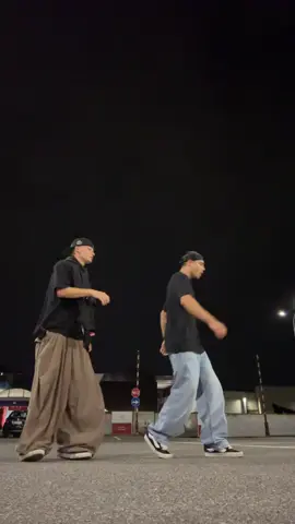 Dc: us 🤓 @Federico Ravazzi #perte #fyp #foryou #dance #duo #hiphop #baggy 