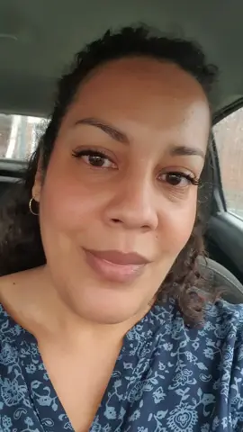 Testing the Max Factor Kohl pencil to see if it sets off my #acrylateallergy  spoiler alert.... it did 😔 The search continues for a brown eyeliner! #tiktokhelp #acrylate #acrylateallergy #over40 #fyp #britishtiktokers #maxfactor #glosmua 