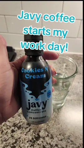 Javy Coffee Concentrate Cookies N' Cream Flavor is so good! #javy #javycoffee #coffee #coffeeconcentrate #cookiesncream #goodmorning 