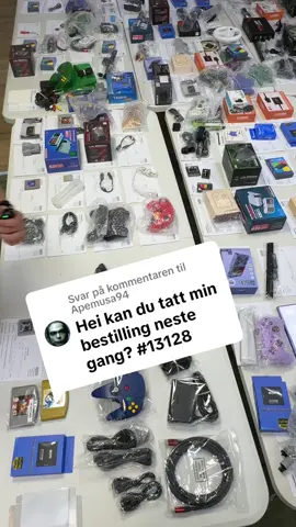 Svarer @Apemusa94 Takk for din bestilling! Atle har slått til med tidenes Pokemon samling til Nintendo GameBoy og Nintendo 64. Det er en glede å kunne sende avgårde en slik fin bestilling som denne! #letspackanorder #packingorders #n64 #nintendo #nintendo 64 #pokemon #GameBoy #norgetiktok #tiktoknorge #norge #retrogaming #nostalgi #pakkevideo #pakking #retrospill #fyp #vintagegames #gaming 