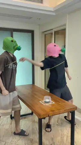Invite your friends to watch the rhythm challenge and the one-trick horse challenge #fungame #funnytiktok #funnyvideos #foryou #guanbue68 