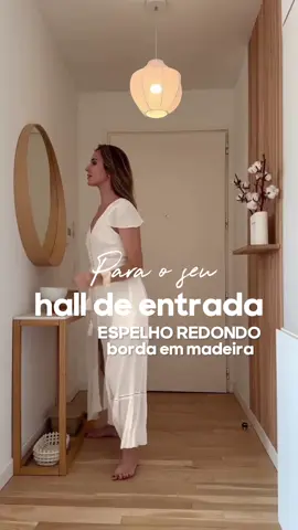 Hall de entrada tambem merece dua atenção!  Espelho lindo, redondo com borda em madeira, link na minha coleção 🔗  Ou comenta aqui, que te envio ☝🏻 #achadinhosdashopee #achadinhos #itensdashopee #halldeentrada #espelhoredondo #decoração #decoracaodecasa 