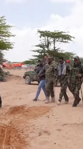 Tallaabada aan qaadeyno Ninkii turunturree maagan Tummaatida ku dhici doonta Taasina is weydiin leh! 🇸🇴✊