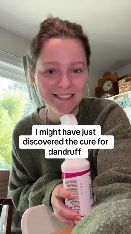 Trying HOCL or hypochlorous acid on my scalp for a week to heal my sebhorric dermatitis/ dry scalp  #sebderm #dryscalp #dryscalpremedy #naturalremedy 