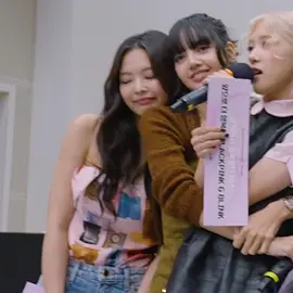 my babies 🥺 #jennie #lisa #jenlisa #editedbyme #foryou #viral #bornpinkincinemas 