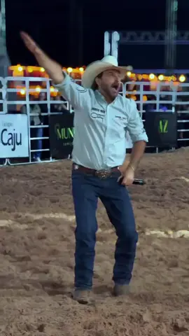 O rodeio da cidade de voces tem um locutor desses? Pq Leme teve ❤️🤠#rodeio #tiktok #lemesp @@danielvinagrinho 