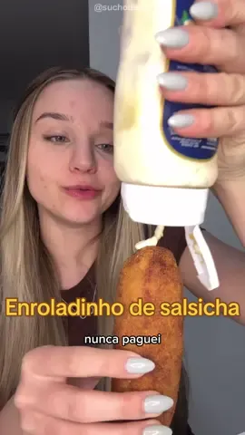 BBB: bom bonito e barato #salgado #comendo #comendosalgado #enroladinho #enroladinhodesalsicha #salgados 