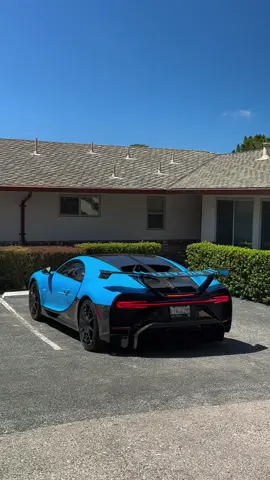 This pur sport😩#fyp #bugatti #chiron #hypercar 