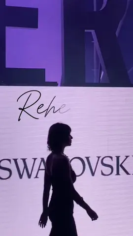 @pampitaoficial #estilorosario #catwalk #modelo #agency #pasarela #FashionWeek #stylemen #Runway #model #modelling #moda #style #OOTD #moda #model #fyp #foryou #fypシ #fypシ゚viral #foryourpage #parati #luzcamaraaccion #famous #hadid #topmodel #cash #milan #kardashian #modeling #viral #backstage 