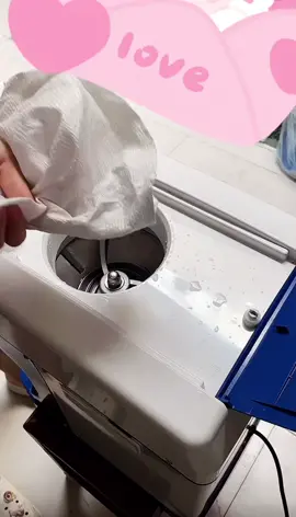 crushed ice tutorial . #1heartice #2heartice #ice #asmr #icelovers🤤 #viral #fyp #iceeatingasmr #iceeating #softice #crushedice #shavedice #iceshavingmachine 