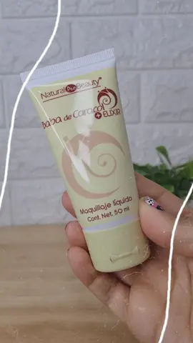 ¡Por fin! 😲el maquillaje que necesitas para lograr un acabado mate y al mismo tiempo cuidar la piel de tu rostro💁‍♀️, checa este #review que @jazzmint_makeup nos comparte de la Base Líquida con Baba de Caracol 🐌 ... #ArabelaMéxico #Aralovers #Makeup #Beauty #Mate #BellezaArabela #maquillajetutorial #tips 