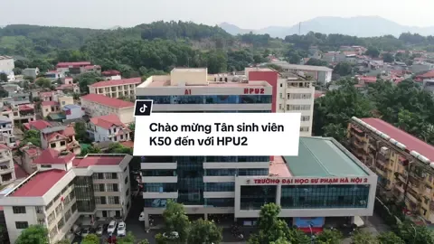 💐|CHÀO MỪNG TÂN SINH VIÊN K50 ĐẾN VỚI HPU2|💞 🍀 Ngày 06/09/2024 đã đến, ngày mà các tân sinh viên K50 chính thức nhập học và trở thành một mảnh ghép của HPU2.🫰🏻 🔥 Mong rằng các bạn tân sinh viên sẽ có một năm học mới thật vui vẻ, sôi động và có những ngày tháng thanh xuân thật tươi đẹp tại mái nhà chung HPU2. ✌🏻 📸 Còn bây giờ, hãy cùng nhìn lại những khoảnh khắc “đáng yêu” của các bạn tân sinh viên trong buổi nhập học ngày hôm nay nhé!🫰🏻 #HPU2 #K50 #tansinhvien2024 