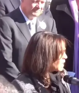 HOW DARE WE SPEAK MARRY CHRISTMAS 🗣️🗣️🗣️🗣️💯💯💯💯