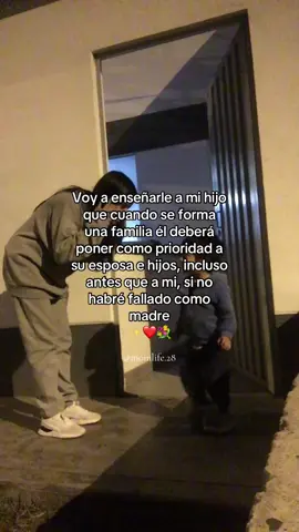 Sé q somos muchas las que pensamos asi.. #maternidad #madres #sermadre #vidareal #momlife #momtok #familia #prioridades #maternidadreal #cosasdemadres 