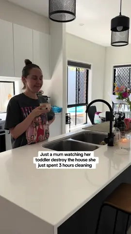 Im fine, its fine ☺️ #cleanhouse #lifewithkids #mumsoftiktok #imfine #saturdayvibes 