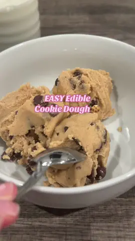sometimes I just want to eat the cookie dough 🍪🤌🏻 original recipe from: @amelia🧇  ~ I tweaked the recipe a bit, forgot to mention I added a pinch of salt! (If unsalted butter), enjoy your treat without the worry of salmonella 🫶🏻 #ediblecookiedoughrecipe #cookiedough #cookiedoughrecipe #sweettreats #nobakedessert #EasyRecipes #dessert #chocolate #sweettreatoclock #cookies 