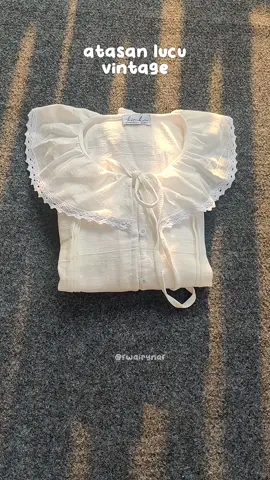 woii atasan vintage nya lucu bangeeett buat daily#atasanwanita #atasanlucu #blouse #blousewanita 