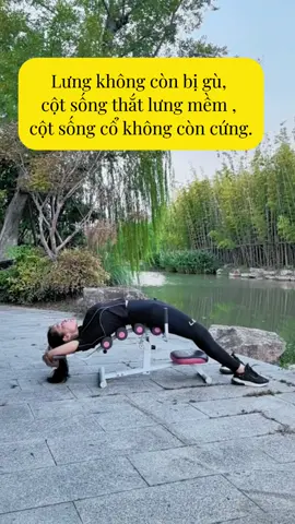Máy kéo giãn cột sống thắt lưng #giamcan #keogiancotsong #pamelareif #cardio 