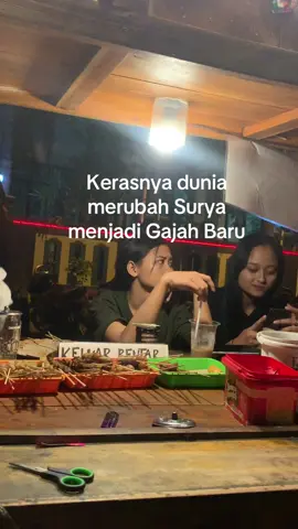 Dunia terlalu keras #angkringansambungroso #angkringansnesa #angkringanlamongan #fyp #4u #xyzbca #masukberanda #fypシ #foryou #lamongan 