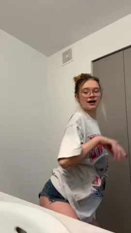 i miss it😭😭😭