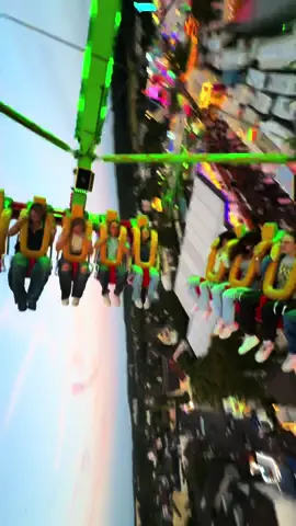 Konga 🦍 #pützchensmarkt #kong #kirmes #danzakuduro #amusementpark #fyp #fypシ゚ #fypage #kirmesfeeling 