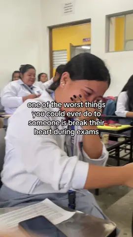 wag nyo nga sinasaktan mga tropa ko
