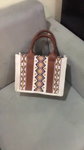 Best Wrangler western small canvas handbag/ tote bag. Tranding luxury women canvas handbag tote #canvashandbag #canvashandbags #handbang #handbags #handbagtiktok #handbagtiktokshop #handbagtiktokviral #wrangler #wanglerbags #bag #bagforwomen #handbagtote 
