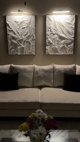 DIY Wall Art 👩🏾‍🎨 Full video on YouTube. Products used in Amazon Store Front. Link to both in my bio! #DIY #wallart #diydecor #canvasart 