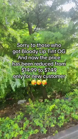 #Loveyourboobs #creatorsearchinsights #liptint #lipsticktutorial #blood #lipstain #makeup #goth #foryoupage #mothersday #tiktokmademebuyit 