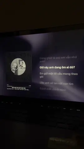 giờ này anh đang ôm ai đó…🤰😔🛀👨‍❤️‍💋‍👨  #phungkhanhlinh #uocanhtannatcontim 