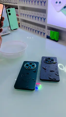 Oppo Reno12F Water Test🔥 #Oppo #oppopkreno12sng #Mobile #100kviews #foryou #Pakistan #Watertest 