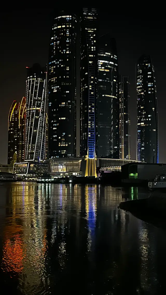Abu Dhabi ♥️ ‘ #explore #abudhabi #uae #بوظبي #ابراج_الاتحاد #fyp 