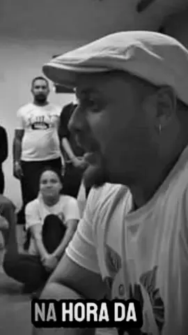 Dj eo mato ✨🐝🎤🎶🎼@DJ capuera  #fypシ #viral #capoeira #capoeirabrasil #capoeiramovies #capoeiranotiktok #capoeiraangola #angola #axe #erekayowa #raiva #dor #mestre #musica 