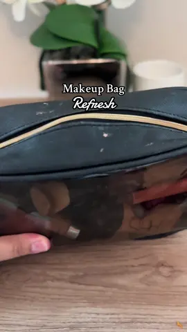A MUCH NEEDED makeup bag refresh! . . . . . #makeup #makeupbag #whatsinmymakeupbag #packmymakeupbag #makeupbagrefresh #refresh #clean #dailymakeup #dailymakeupbag #makeupbagessentials #cosmeticbag #cosmeticpouch #makeuppouch #refresh makeup bag aesthetic whats in my makeup bag makeup pouch classy makeup bag best makeup bag