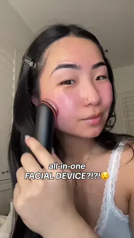my skin THANKS @medicube_official 🧖🏻‍♀️🤍 major routine upgrade!!  #medicube #glassglowdevice #koreanskincare #6in1 #no1beautydevice #facialtherapy #kbeautydevice #medicubepartner #boosterpro #collagenjellycream #collagen @medicube_us 