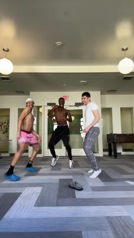 Throwback to the dorm days 😂🔥🔥 #jerseyclub #jerseyyjoe #jersey #trend #viral #fyp ( @Zeddy Will 🤠 & @LightskinMonte )